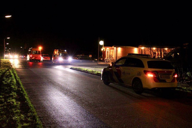 Vrouw (39) ernstig gewond na vechtpartij in kroeg Augustinusga -. #Friesland.