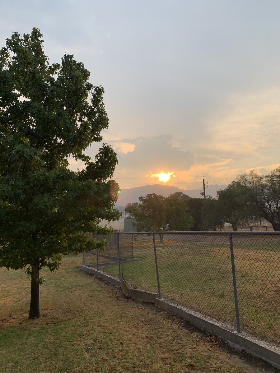 Anticipating a big day tomorrow, be safe East Gippsland - speak to your neighbours, have your fire plan activated. #fires #EastGippsland