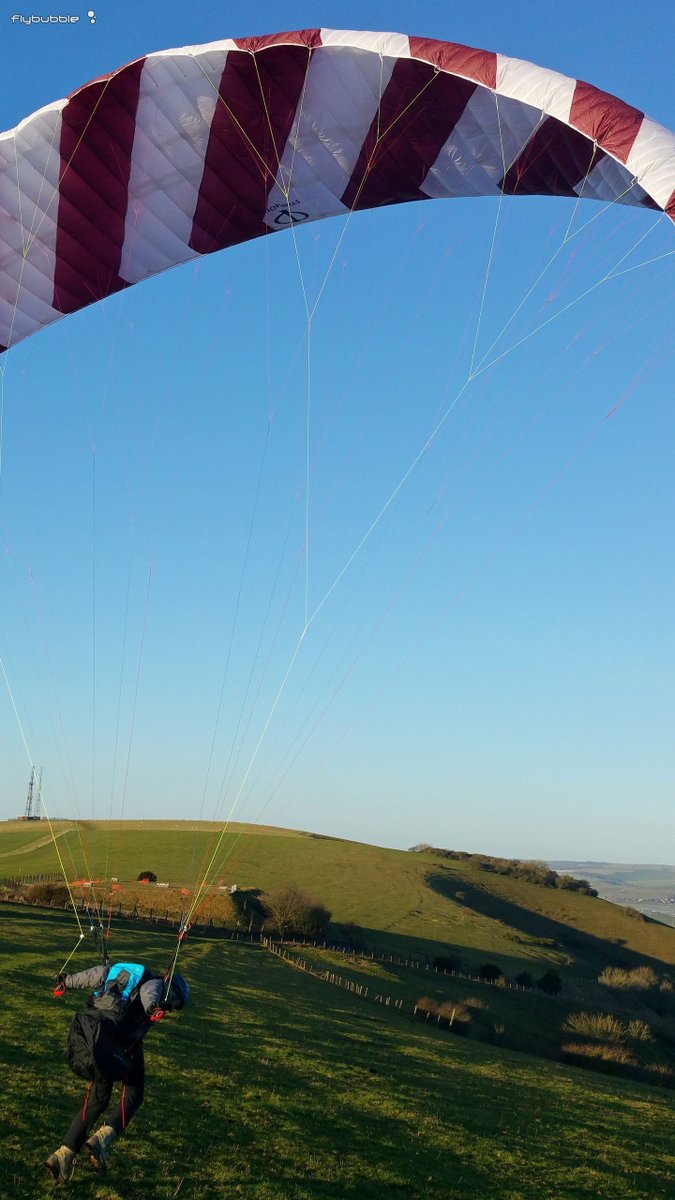 FlybubbleTeam's tweet photo. As the paraglider rises to its zenith on launch, keep the lines loaded--by keeping the harness loaded--and rotate in harmony with the wing on the inside foot, passing your upper body in between the risers.
https://t.co/sa8xbbwc8P
#flybubble #paragliding #flybubbletips https://t.co/H0M0WcxNZ1