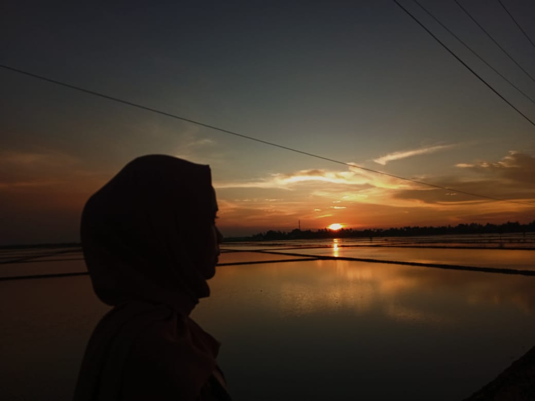 Rikesafitri13's tweet photo. Indah nya senja💓 https://t.co/cwFx8F5wtX