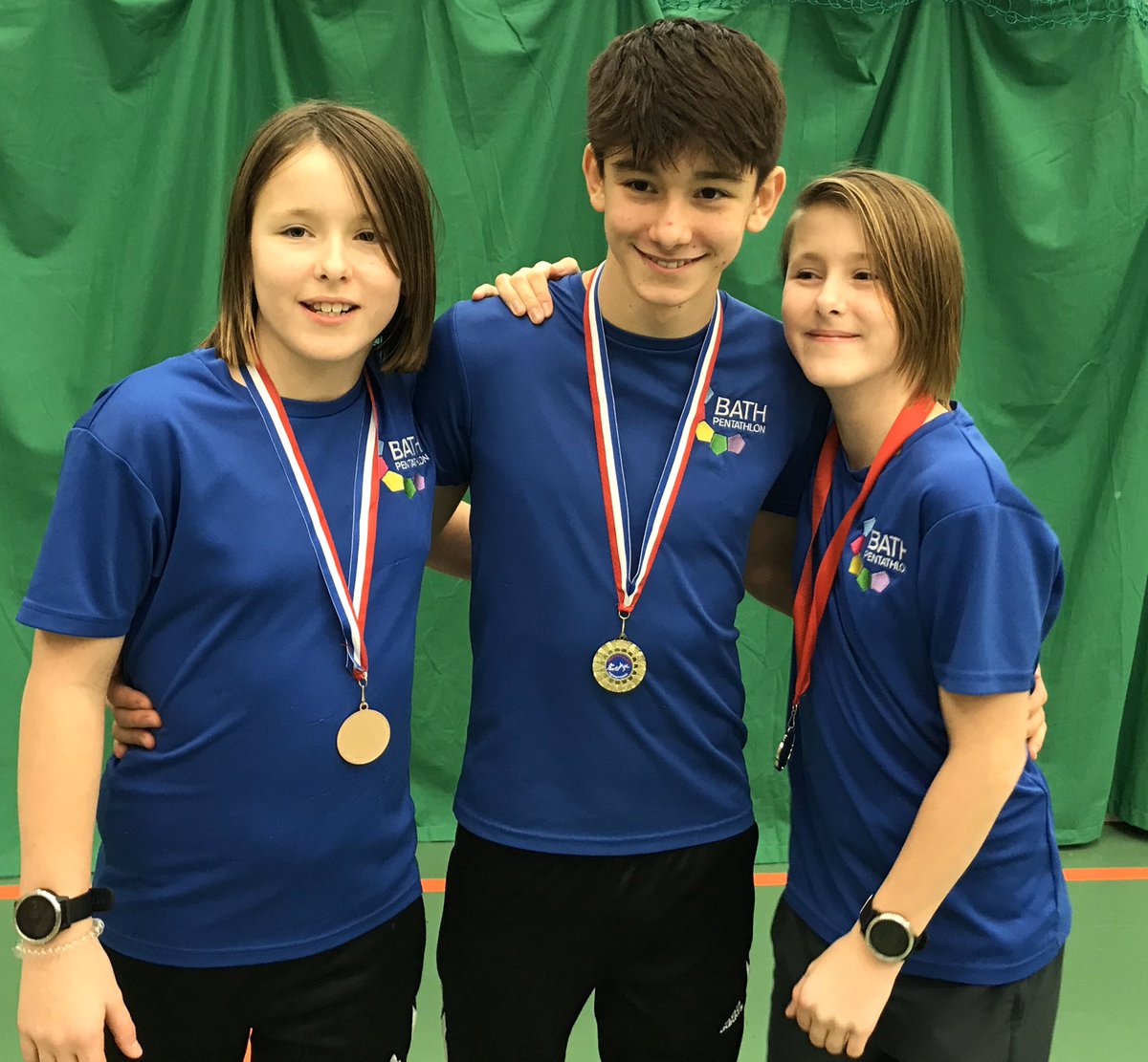 HJoh333's tweet photo. Yesterday...R took bronze and D placed 4th in the under 13’s Triathlon... meanwhile T took gold in the under 15’s Fencing Tetrathlon... not a bad haul. Thanks Hereford Pent Club! @LavingtonSchool @MrsAdams16 @devizes_asc @bathpentathlon @uksportingpics https://t.co/dM7p2KcA6v