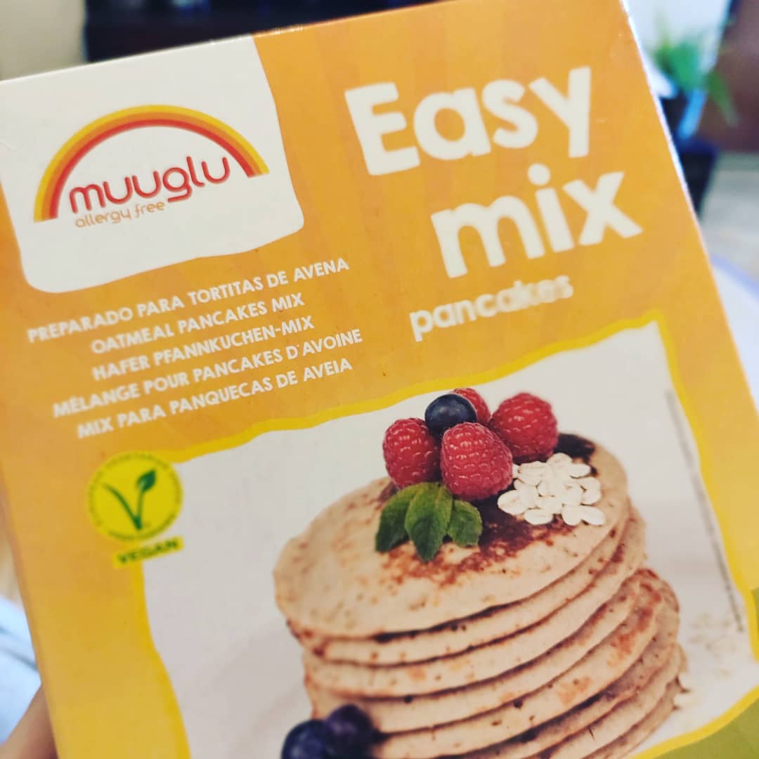 celiacoalos30's tweet photo. Me encuentro bastante mejor y me he animado a hacer tortitas con sirope de arce 😍
He utilizado el preparado de pancakes de avena de @muuglu, que me enviaron hace unos días. #SinGluten #SinLacteos #SinHuevo #SinSoja #SinFrutosSecos #Vegano #ad https://t.co/NsJZ4abBs8