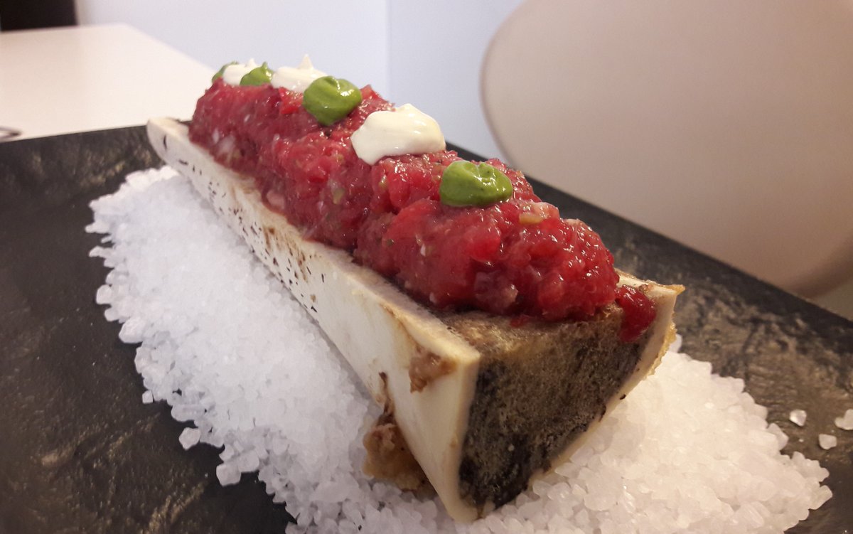 ¿Pero cómo no había yo colgado ficha y reseña de este pedazo de restaurante en mi web, <a href="/Gaudaru/">Gaudaru</a>?
Pues no lo sé, un despiste. Lo que sí sé es por qué es uno de mis restaurantes de confianza y, con mucho, el que más visito a lo largo del año 👇
gaudaru.com/restaurante/al…