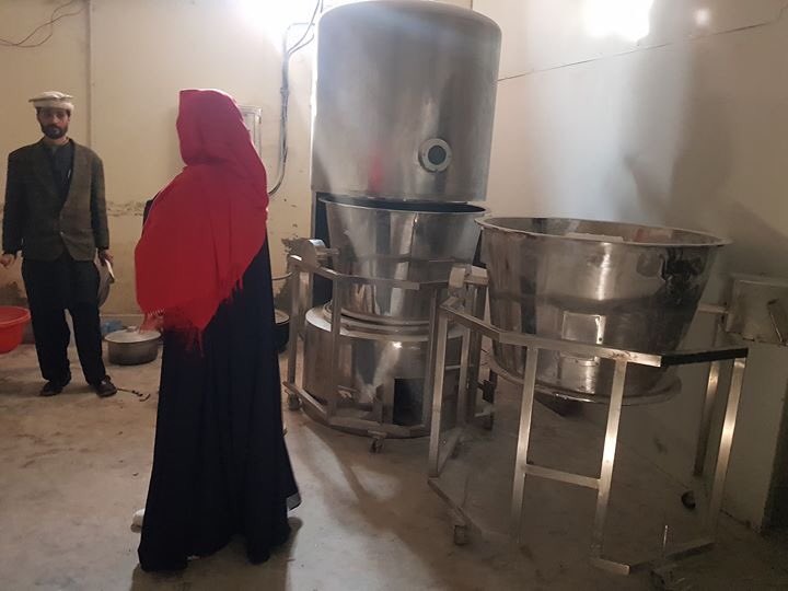 KpDrug's tweet photo. On 21st Dec Drug Control Pesh along with district administration raided a tissue paper manufacturing house &amp; recovered large amount of spurious drugs of different multinational brands along with large amount of raw materials. Premises sealed, machinery &amp; equipments confiscated. https://t.co/D3vr3zqsgm