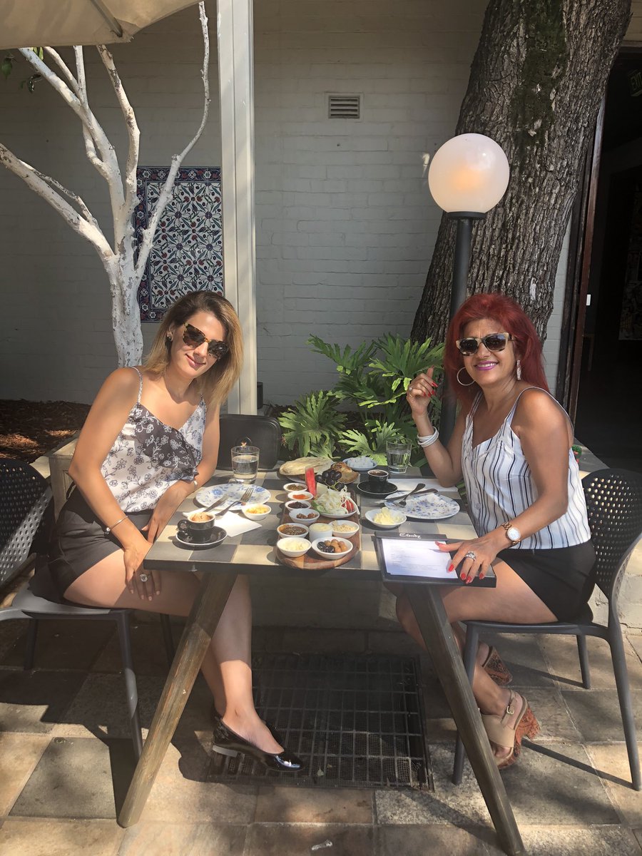 FloriaTrans4rms's tweet photo. Day 100 #100DaysofAppreciation brunch &amp; spa with niece.Incredible 100 days #meditation #gym #relaxing #family #friends #sun #rain #clients #training #dancing #airports #inspiredConversations #bridgeclimb #OperaHouse #Beaches #Skydiving 😃💯✔️❤️🙏@halifaxchamber @DigitalNS @tjhfx https://t.co/cgjuTaEq67