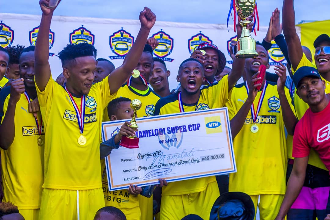 Mamelodicup's tweet photo. 2019 MAMELODI SUPER CUP WINNERS ⚽🏅🏆

SEJAKA FC
(all the way from Attridgeville) 

#OWARAFELA
#MAMELODISUPERCUP
#SENIORSTOURNAMENT
#FINAL https://t.co/SAQm9ISFdK