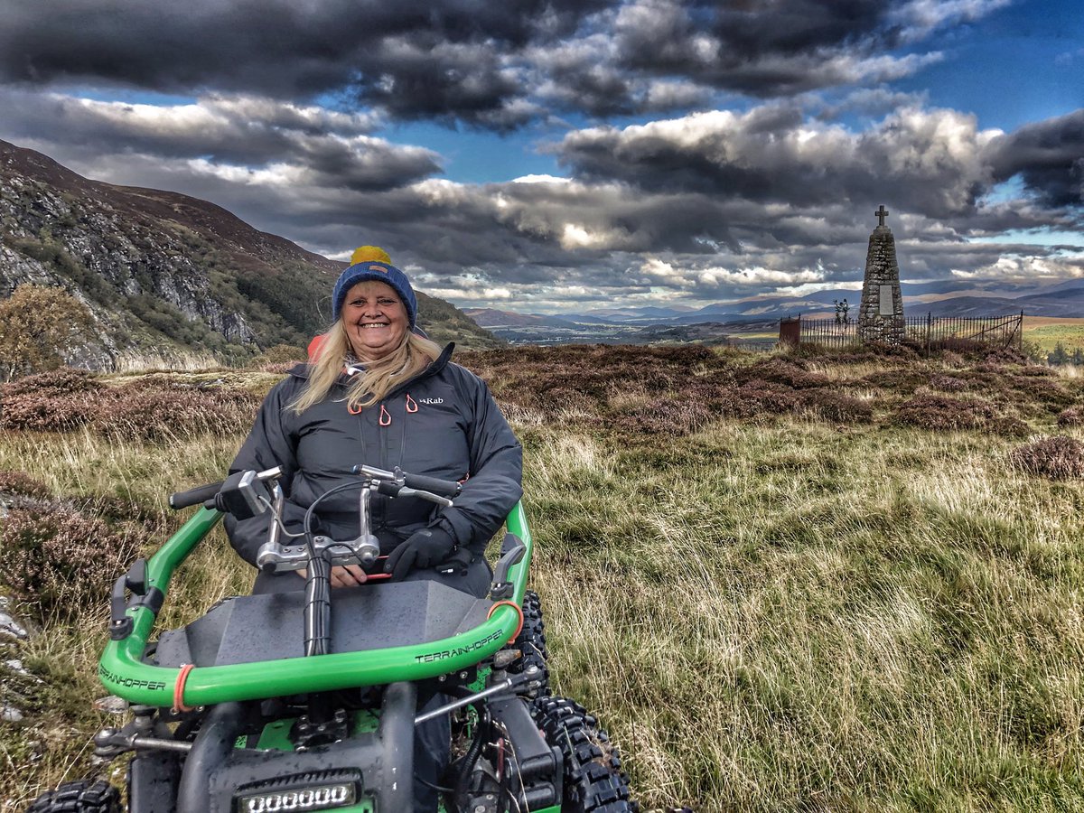 It’s my birthday! I’d love to reach 4,000 followers today.... I could do it with your help!