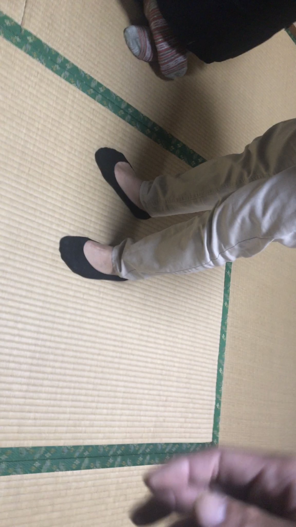 Mｒ.MAX on X: #ソックスフェチ #足フェチ #フットカバー #スニソ t.coct6hjZ2b6b  X