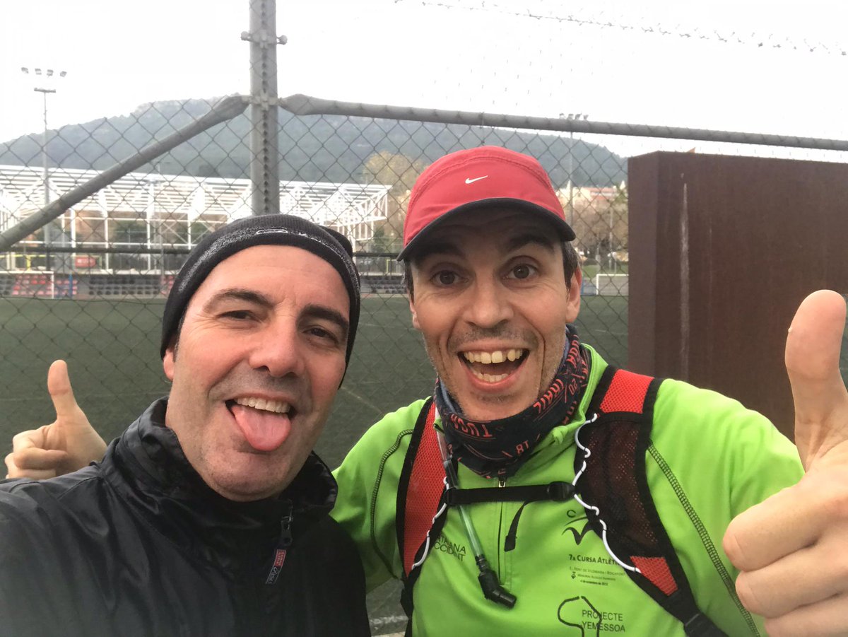 xyecrespo's tweet photo. Quinto y último de la semana. 3k suaves y 14k entre 4'50"-4'45". Con @fedecarrillorus. Vamos bien 😊. #JBTeam @corredors @DrinkingRunners https://t.co/RS4KCP4otK