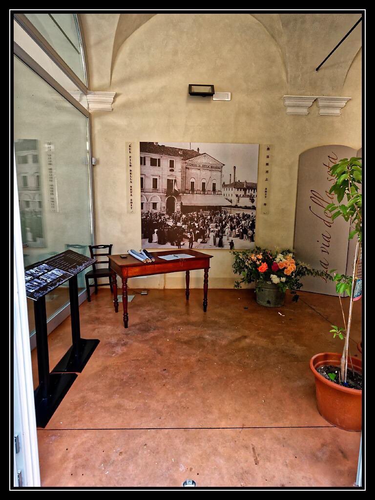 MuseoSeta's tweet image. Oggi ultima apertura del 2019!
Vi aspettiamo dalle ore 10.00 alle ore 12.30 e dalle ore 14.30 alle 17.00
#Racconigibelladascoprire
#Racconigicittadiseta
@AtlCuneese @VisitRacconigi