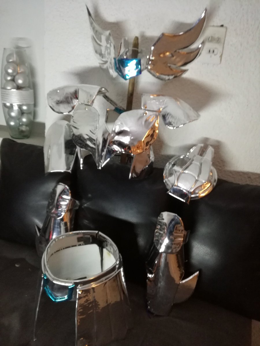 metal_gdl's tweet photo. Acá las armaduras que llevo.
¡Clientes satisfechos! https://t.co/P7EaizsJ6w