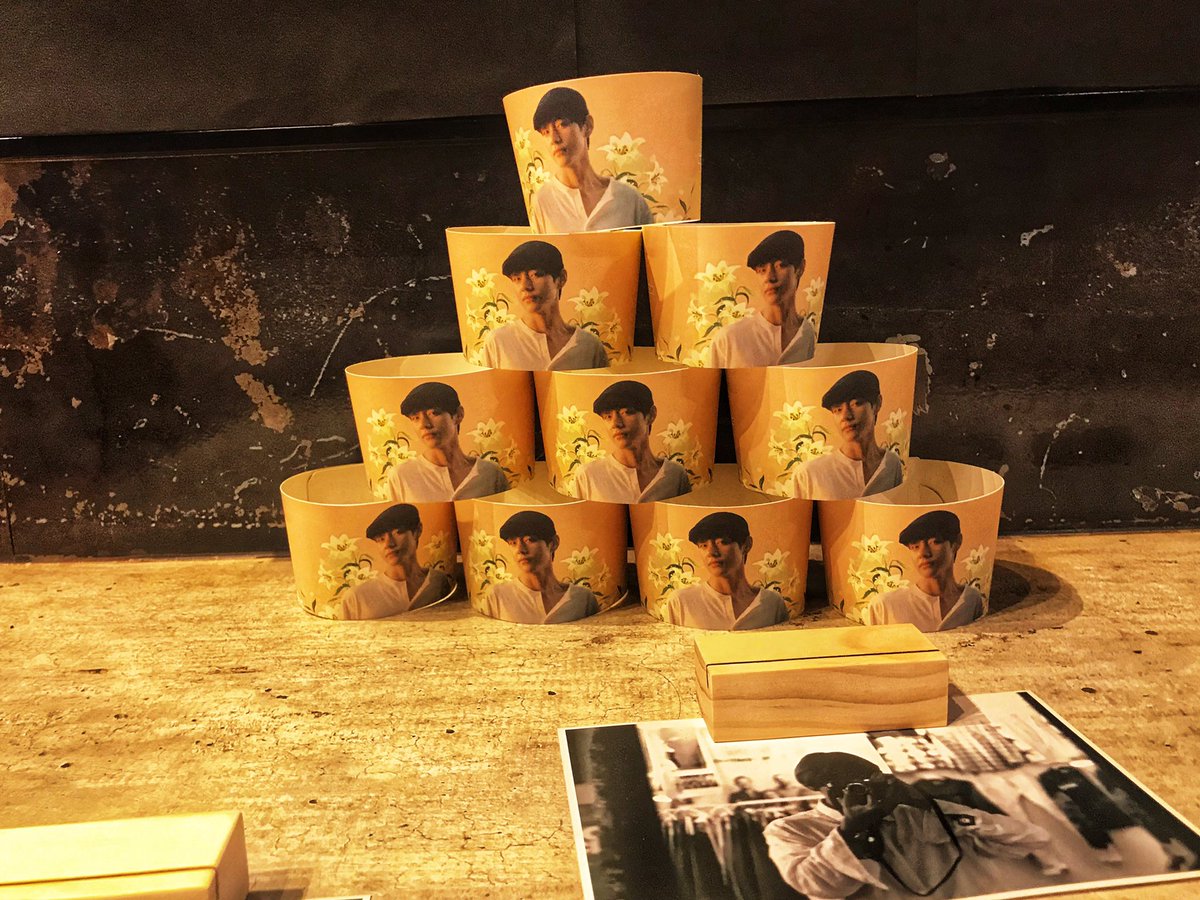 eammas04's tweet photo. Went to three Tae cupsleeve events today 🥺💜  @BTS_twt  

#wintervante
#singularitaecafe 
#cafe_beautaeful https://t.co/6ljULs4YPb