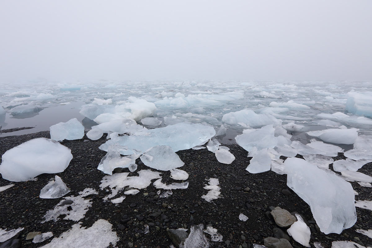 CanonFrance's tweet image. Gla-gla… 🥶

Pour vous réchauffer, lisez ces 5 astuces pour photographier les paysages glacés. ❄️🥰

▶️ canon.sm/2Q3BrDw

#CanonTips #CanonFrance #hiver #LiveForTheStory