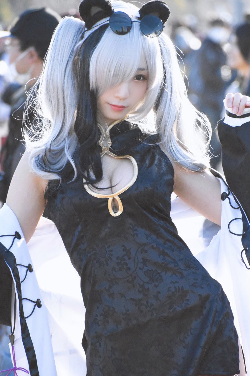 ritsu1978's tweet photo. 2019.12.29 C97(2日目)
伊織もえさん（@moe_five )

#C97 
#コミケ97 
#コミケ97コスプレ
#いおりん https://t.co/X6jdu03Zoe