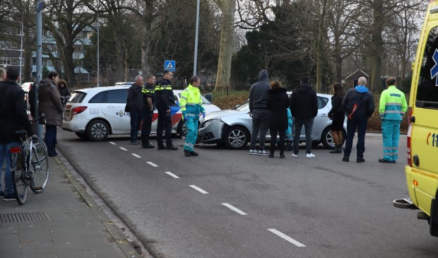 Melding ongeval Stationsweg Tiel