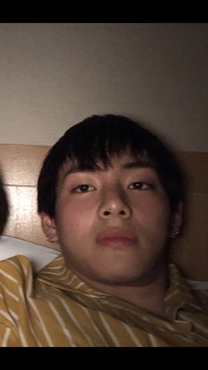 VesideJ⁷ w// taehyung 🥀 tweet media