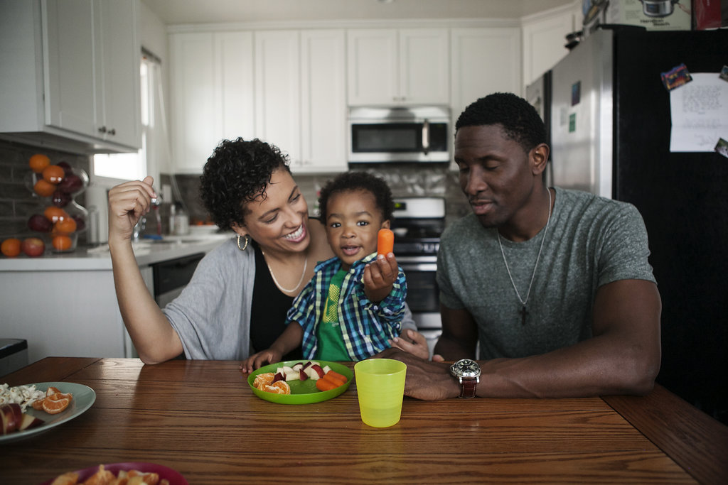 2SmallToFail's tweet photo. #DYK? Through daily routines, parents can provide children with a sense of security that helps them feel more comfortable. Parents can use moments throughout a child’s daily routine, such as getting dressed, meal time or bedtime, to talk, read and sing together. https://t.co/99UUKBTWi9