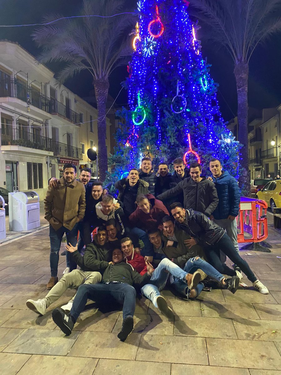 josemcayora's tweet photo. Fútbol y AMIGOS. https://t.co/58cFMSMOy6