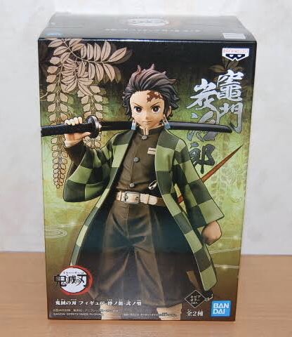 NihonBoxFR's tweet photo. Plus que quelques jours pour participer à notre petit concours de fin d’année !
Cette jolie figurine de Tanjirō, rare (même au Japon) est en jeu 😍 !
#DemonSlayerKimetsuNoYaiba #DemonSlayer https://t.co/81muF964YD