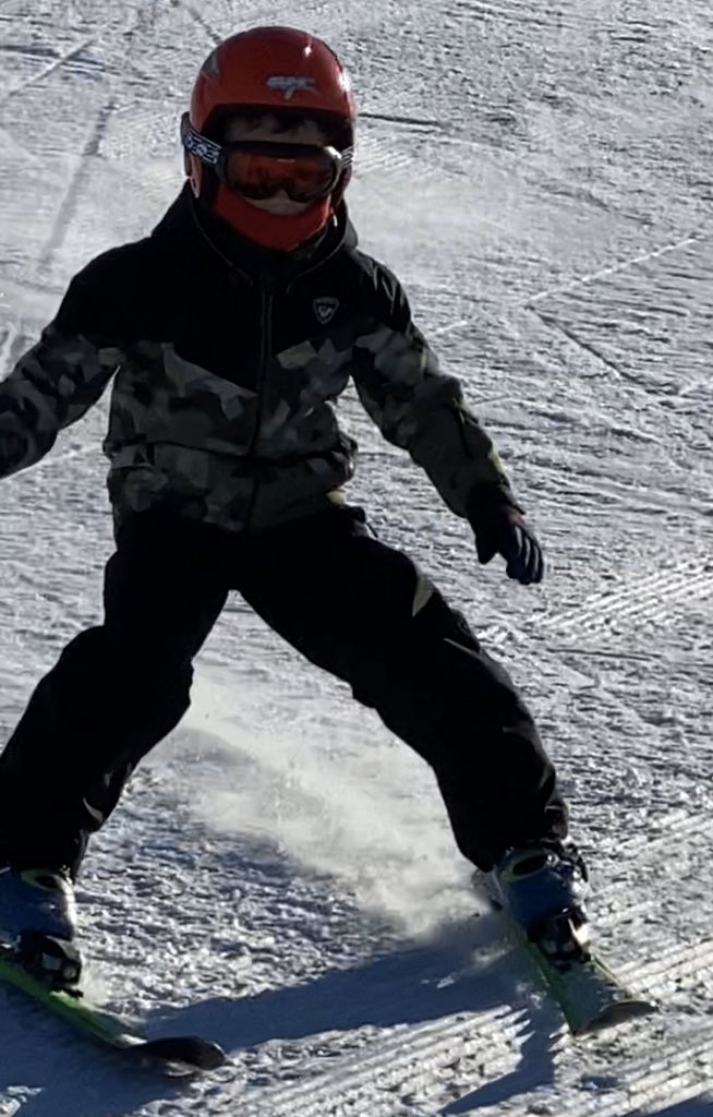 PaoloFrigoli's tweet photo. MatAle #snowboard | And #ski #greatjobguys https://t.co/pw6MAmYiBF