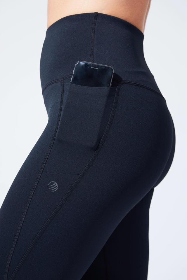 One Tooth Red Deer tweet media