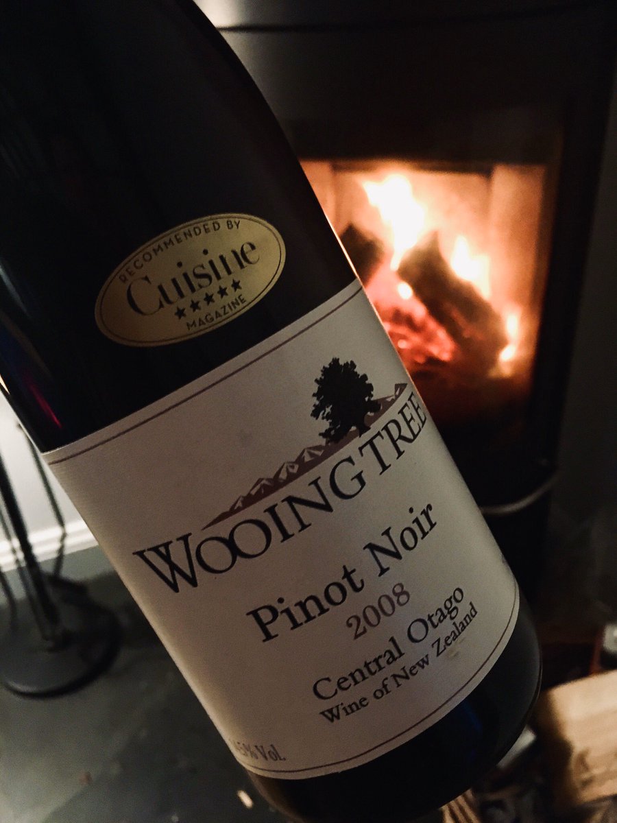 AngieYWine tweet media