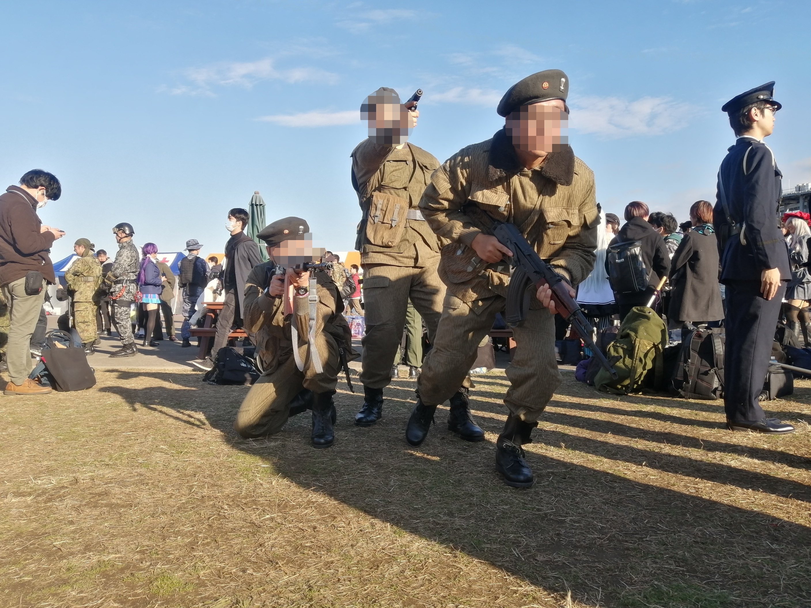 空挺専用装備です！【旧東ドイツの装備品】陸軍空挺迷彩特殊