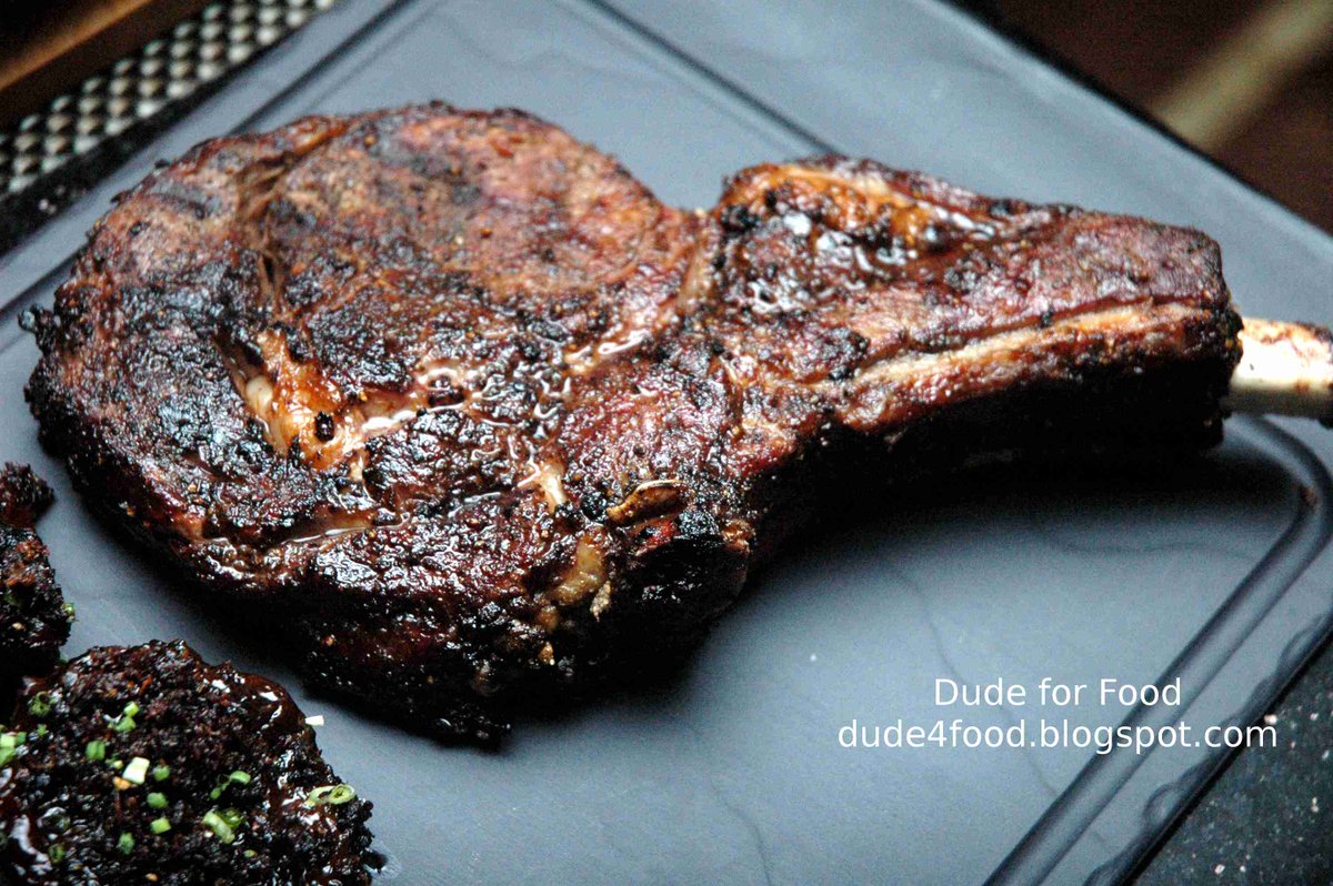 dudeforfood's tweet photo. The world's finest beef...at Sage Bespoke Grill. Find out why it made it to our list at #FourScenePicksFour, now up on the blog at https://t.co/83egLkRUgI #dudeforfood #fourscene #food #foodie #foodies #foodporn #cnnfood #beef #steak #hotel #hotels #sagebespokegrill https://t.co/lyMGRv6mTO
