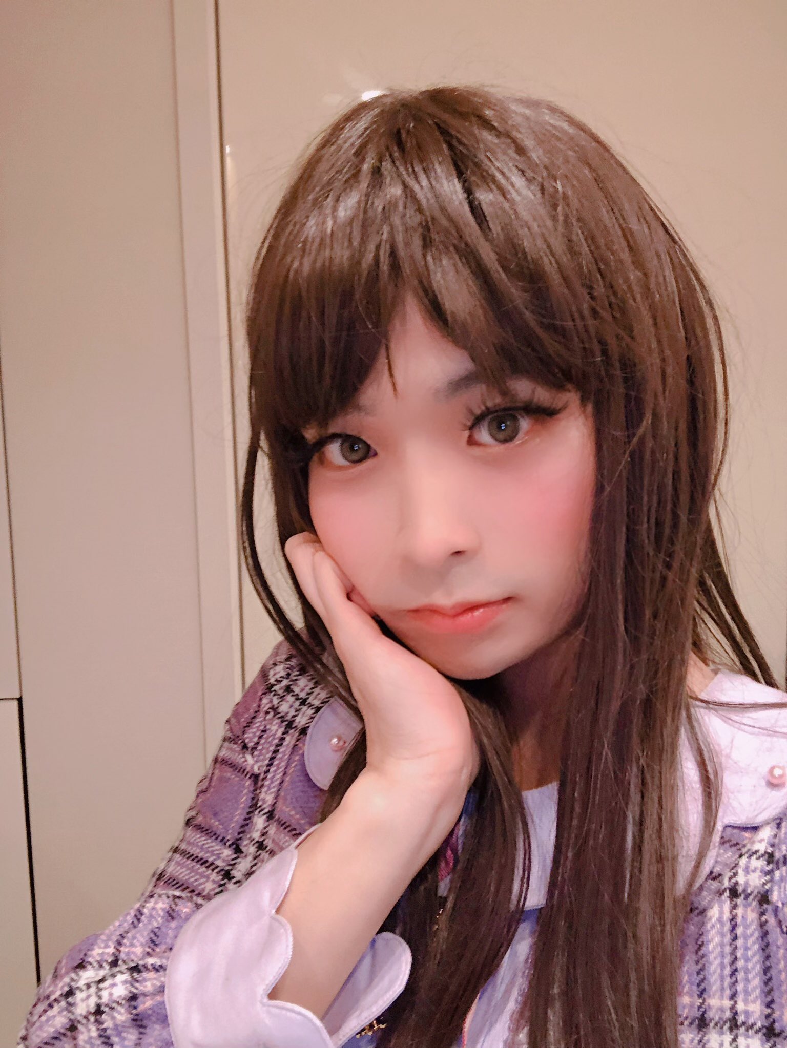 なみぴ 一年前のダメなとこ一覧 ヒゲみえる 眉毛剃ってない 髪型死んでる 前髪終わってる 光当たってなさすぎ アプリでまつげ加工 アプリカラコン 構図何も考えてない ぱっと思いつくだけでもこれだけある Twitter