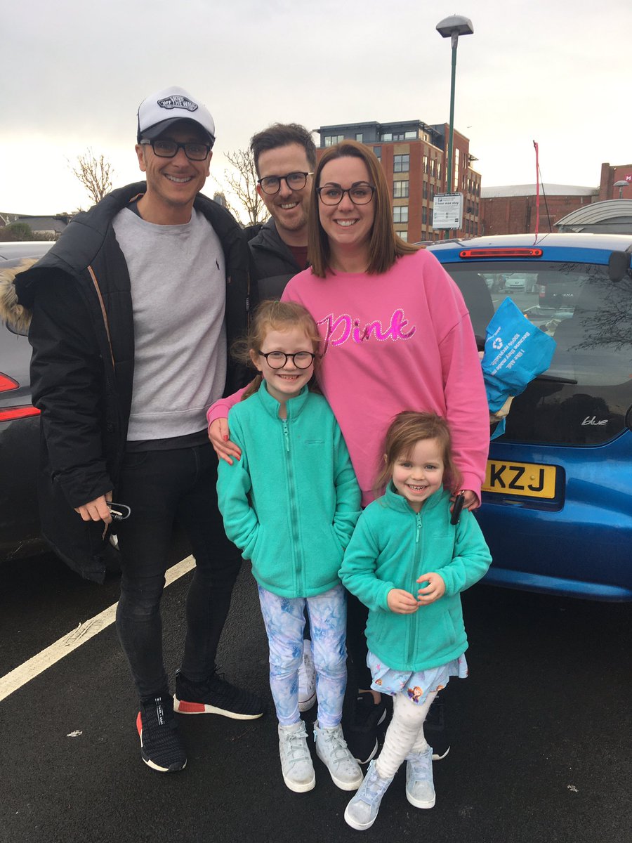littleweed26's tweet photo. @RitchieNeville @emmagracearends So happy for the girls (and me) to have met Ritchie and Emma. Thank you so much for being so lovely and kind to us, you have made our day! What a lovely duo x x x #jackrocks #jackandthebeanstalksouthport #whatagent #whitecons 😂 x x https://t.co/s2n2hqMdGB