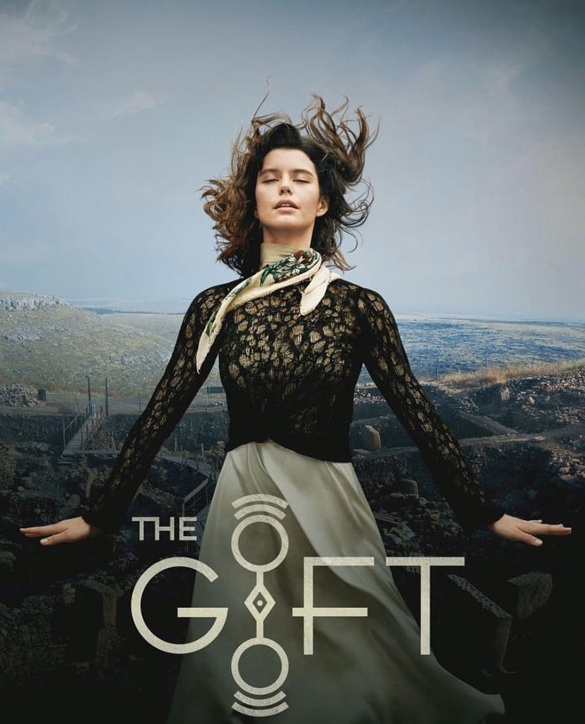 GülaySay (@gulaysay) on Twitter photo #thegift #atiye yolculuğuna başladı 🧚 Bambaşka bir hikaye... Delidolu, bol eğlenceli bir ekip olarak çok keyif aldık biz çekim serüveninde 🥳🤩 Şimdi aynı keyif sizinle olsun 😉 #netflix #actingcoach #childactingcoach #oyuncukoçu #gulaysay #netflixoriginalseries <a href="/netflixturkiye/">Netflix Türkiye</a> #thegift #atiye yolculuğuna başladı 🧚 Bambaşka bir hikaye... Delidolu, bol eğlenceli bir ekip olarak çok keyif aldık biz çekim serüveninde 🥳🤩 Şimdi aynı keyif sizinle olsun 😉 #netflix #actingcoach #childactingcoach #oyuncukoçu #gulaysay #netflixoriginalseries <a href="/netflixturkiye/">Netflix Türkiye</a>