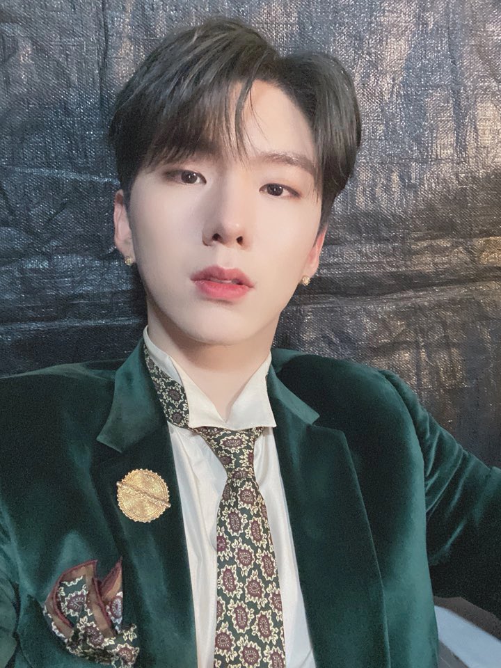 OfficialMONSTAX's tweet photo. [#기현] 몬베베들 가요대제전때도 잘부탁해요!!!! https://t.co/O6dPHPjTrY