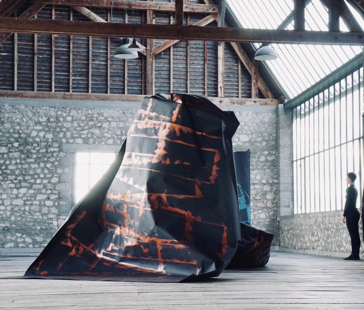 CustotDubai's tweet photo. ALICE ANDERSON–Nominated for the 2020 Marcel Duchamp Prize
Congratulations to Alice Anderson for her nomination for the highly reputable 2020 Marcel Duchamp Prize.
Images: Alice Anderson at Atelier Calder, 2019
#calderfoundation #aliceandersonstudio #performance #art #sculpture https://t.co/P1JoScvhxA