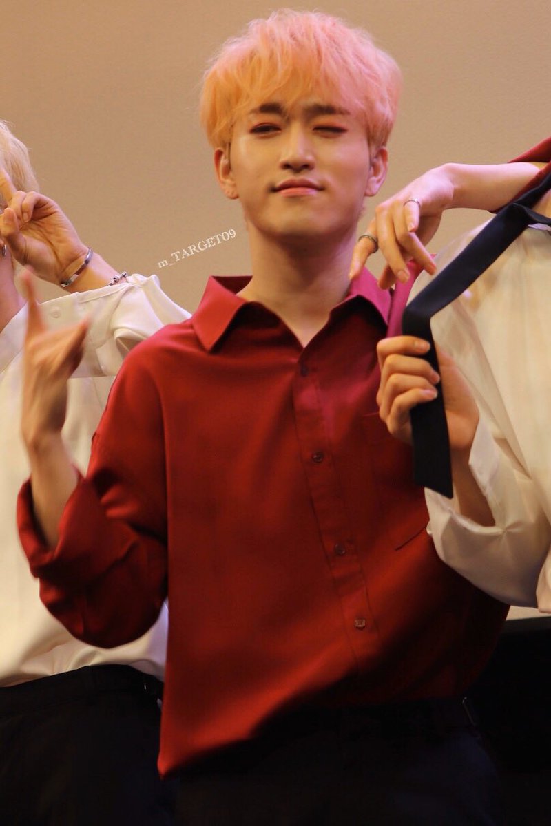 m_TARGET09's tweet photo. 191224 
Christmas Concert🎄
NAGOYA international legend  
hall 1部

#TARGET #타겟
#GI #지아이
#ジアイ #김효기
#ターゲット
@TARGET7_K 
@target7official
@target7japan https://t.co/SKcFclWutW