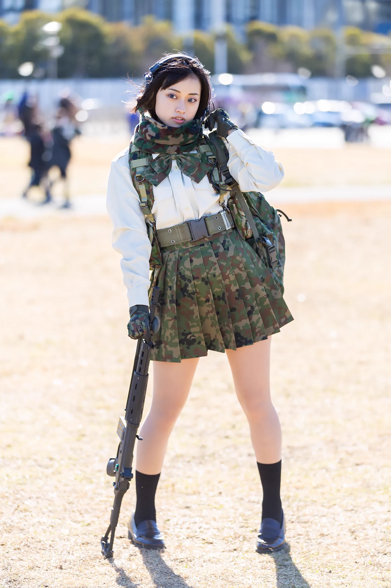 元自衛官による、JKのコスプレ(冬ver)が話題www