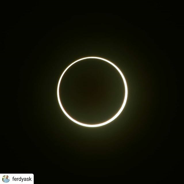 MalindaOnline's tweet photo. #Repost @ferdyask⠀
• • • • •⠀
Solar Eclipse 2019⠀
⠀
#solareclipse2019 #ringsolareclipse #trincomalee #nikond5600 #ndfilter #nikkor55_300mm #techtrackshow https://t.co/DnulRGvw1H