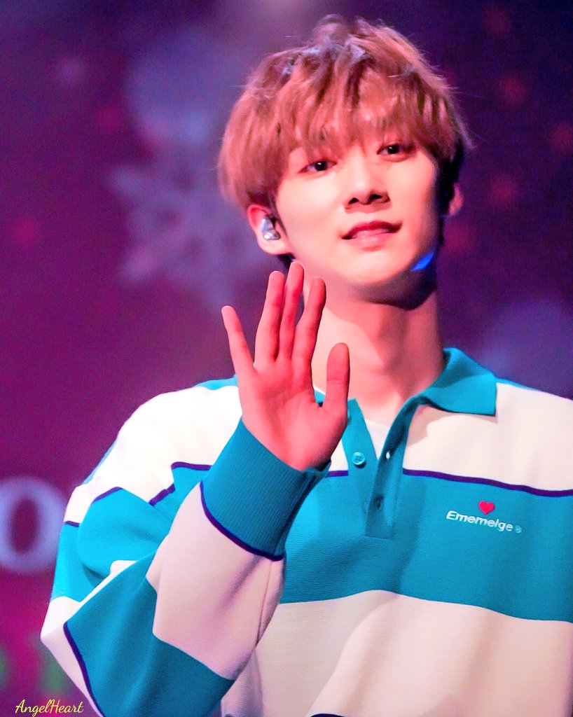 y_yknkn's tweet photo. 191225 YOKOHAMA 2부 👋
#김지훈 #JIHUN #ジフン #크나큰 #KNK #クナクン https://t.co/xP6cbxg0pn