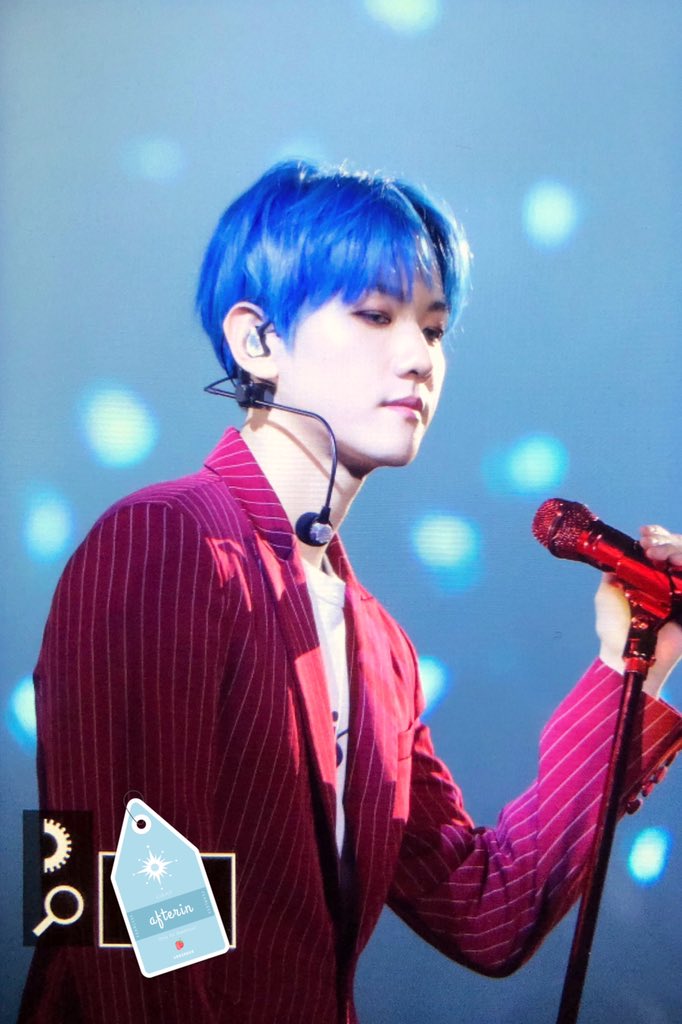afterin56's tweet photo. #변백현 #BAEKHYUN #백현 
191229 EXpℓOration dot in Seoul Preview
the BLUE

Please do not re-upload or re-edit.
Any request please DM.
@B_hundred_Hyun 
@weareoneEXO
#EXO https://t.co/SKgVJeDfR8