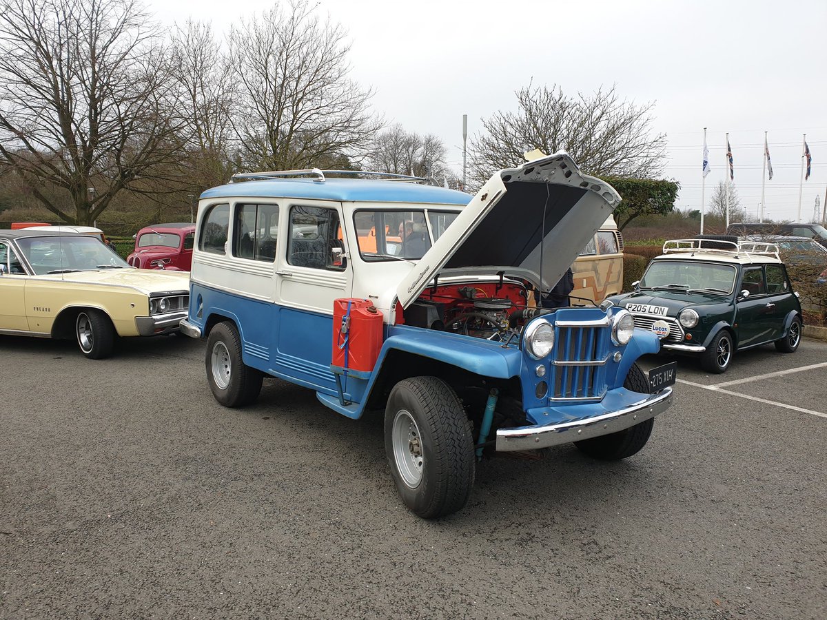 A few from today's Coleshill Auto Breakfast Meet. Remember it's the last Sunday of every month all vehicle's welcome. #Zebedee #Serieslandrove #landrover #Classiccar #vintage #cars #trucks #pickups #breakfast #americana #British #dragcars #hotrods