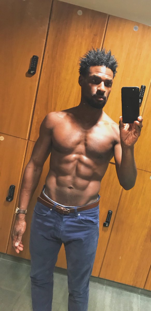 Brandonleesears's tweet photo. ..:a lil progress! I’m coming for you 2020! #selfie #doubleshow #fitness #comefromawayuk @NuffieldHealth https://t.co/QblWKDyChS