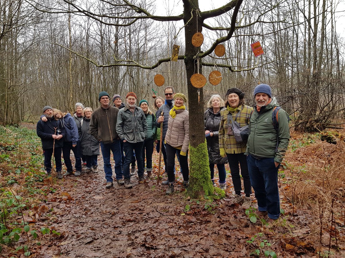 whitstablelarde's tweet image. Walk with friends to #StandForTheTrees #AncientWoodland #ReThinkHS2 #BigClimateFightback 2020 #GreenNewDeal Kingswood Challock Kent