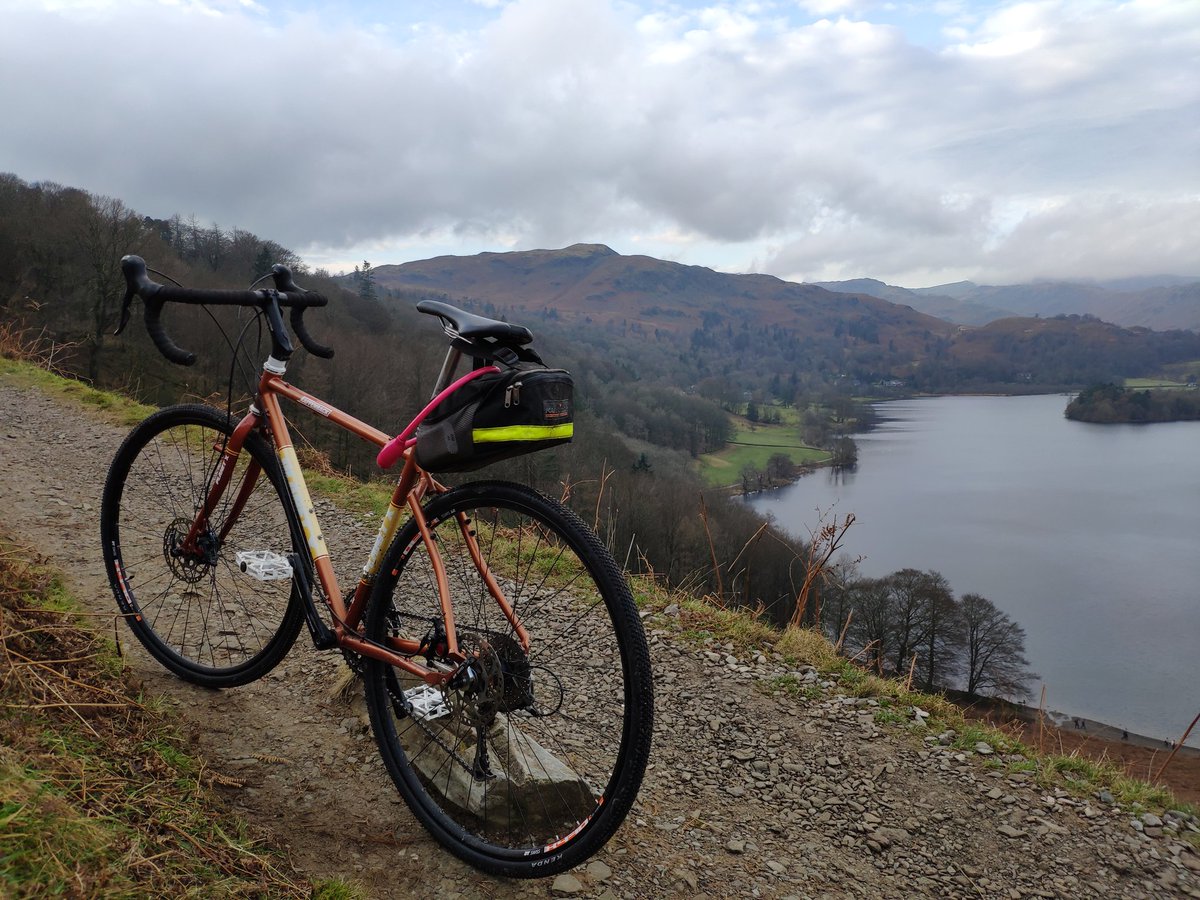 stackingbooks's tweet photo. Today's 'was better on paper' than reality. #gravelbike ride in the #LakeDistrict . Ramblers. Ramblers with dogs everywhere :) #inbetweenmas https://t.co/RYM1ymThtH