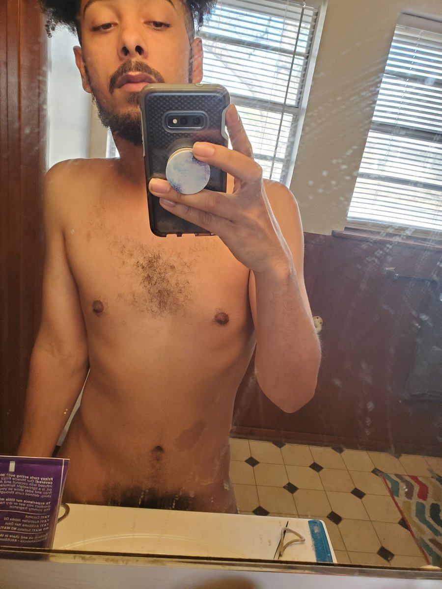 Wickedfun4's tweet photo. Wow you cant even tell I've been at home with the flu. We gays are amazing at always looking good. https://t.co/IN94mrD4f0