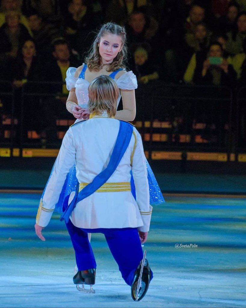 Evgeni Plushenko, Julia Lipnitskaya.Cinderella and the Prince  @EvgeniPlushenko show ❤️photos by @SvetaPoln, image size:818x1024