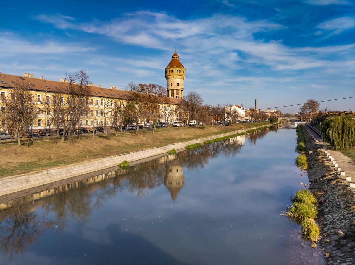 simionoff's tweet photo. Water Tower Iosefin, Timișoara, Romania #Timisoara #Banat #Romania #nokia9 #nokia #shotonmynokia #shotonnokia #mobilephotography #photography #nokia9pureview #teampureview #photo #VisitTimisoara #ExploreTimisoara #Bega #River #BegaRiver #WaterTowerIosefin #watertower https://t.co/XaSxku7HKE