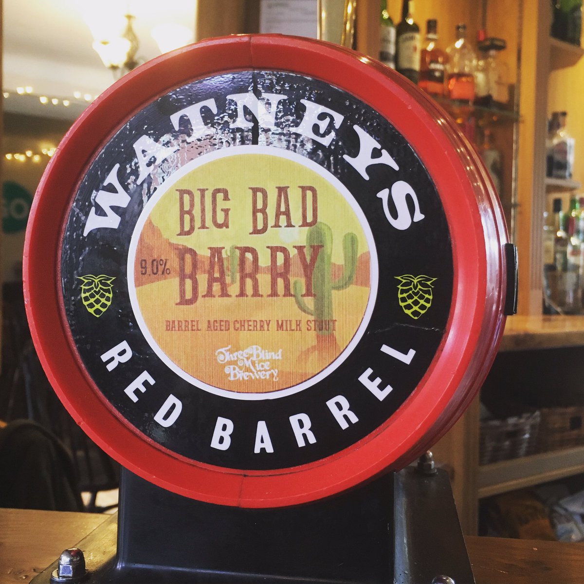 LeopardNorwich's tweet photo. The Watneys has gone Bad in a Good way today🌵
@3blindmicebrew Big Bad Barry 9%
It’s a super smooth barrel aged cherry milk stout
🍒🥛🍺
#freshon #keg #kegbeer #stout #watneys #norwich #norfolk #norwichpub #pub #nr3 #sobaditsgood https://t.co/OLywpGFKc1