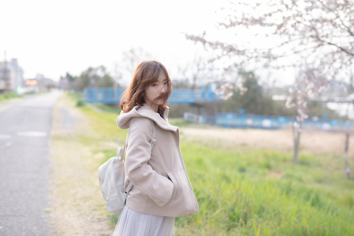 take8ma7's tweet photo. ファインダー越しの距離から実距離へ...
model:黒川幸さん (@yukiyuki_kr )
#撮って置き #ポートレート #portraitrait #portraitphotography #ファインダー越しの私の世界ᅠ #宿河原 #多摩川 #2019を振り返る https://t.co/XslL2ghgtL