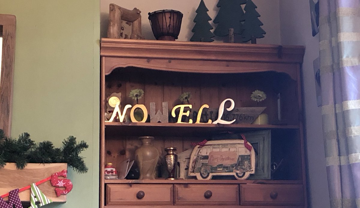DanielRobbins1's tweet photo. @ExeterChiefs Christmas decs still up, with a twist. Come on Chiefs! https://t.co/hwLTHskKD3