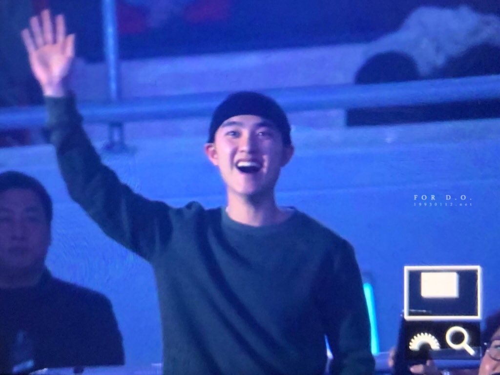 *•.¸♡ 𝐃-𝟑𝟗𝟑 ♡¸.•*I can’t believe this day. I cried my eyes out because you surprised us all  it’s so overwhelming that my heart is bursting from so much happiness, you and all of EXO will always be in my heart for life  #도경수  #디오  @weareoneEXO  #EXplOrationDot