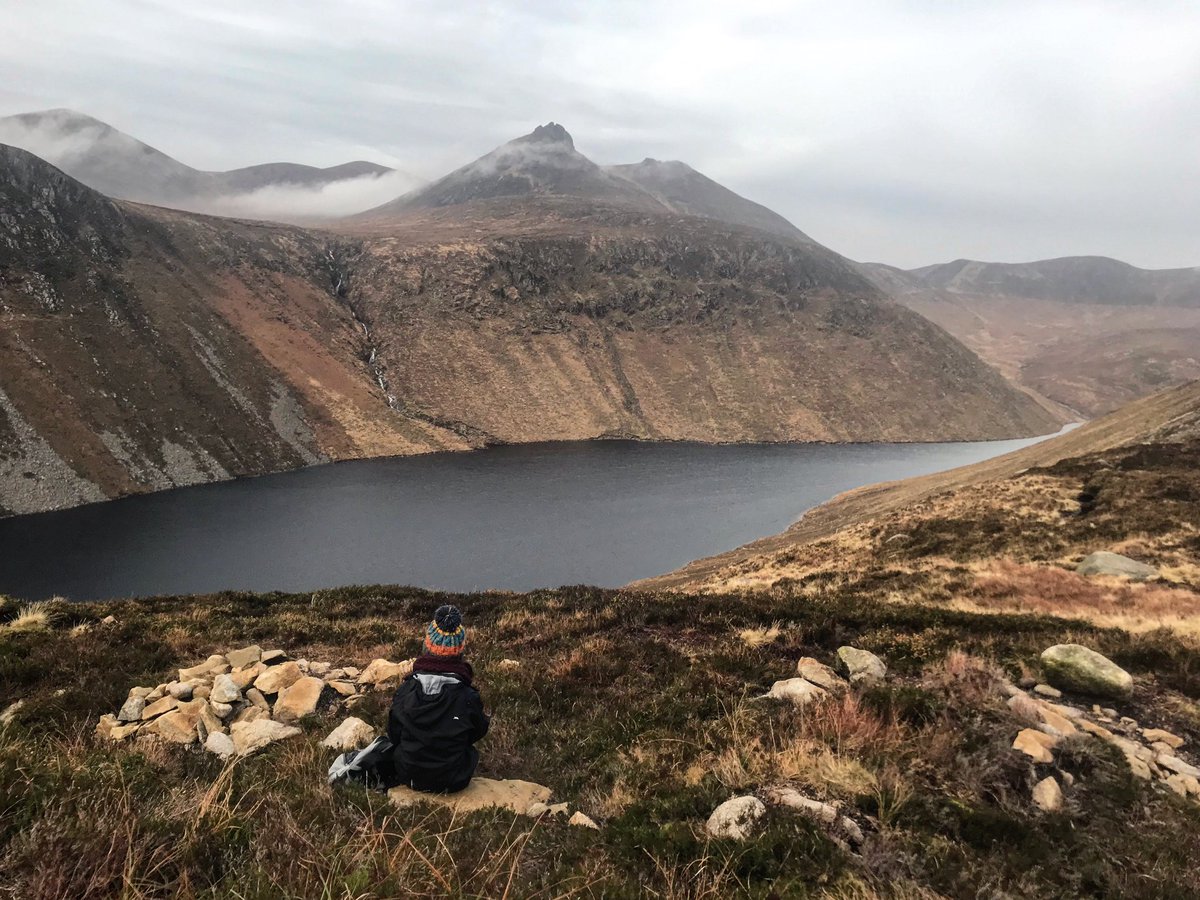 Happy place ⛰✏️ The quickest of sketches though! 🥶 @DiscoverIreland @DiscoverIreland @visitmourne @lovemourne
